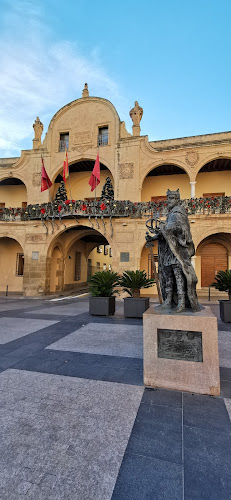 Estatua Alfonso X el Sabio