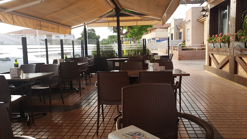 Brasería Garnacha / Restaurantes en los belones