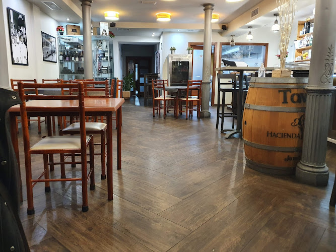 La Macarena Bar de Vinos