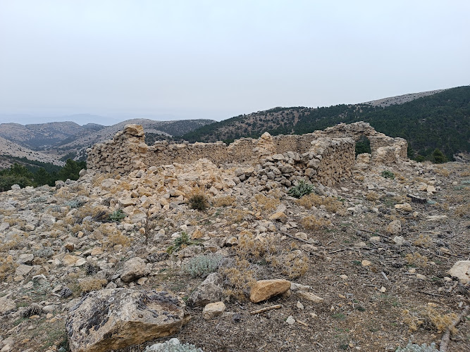 Pozo de la Nieve de Sierra Espuña restaurado