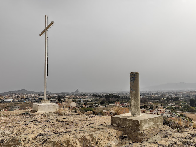 La Cruz y Vértice Geodésico de El Puntal