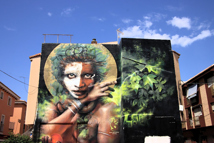 Mural Dziecko w dżunglii
