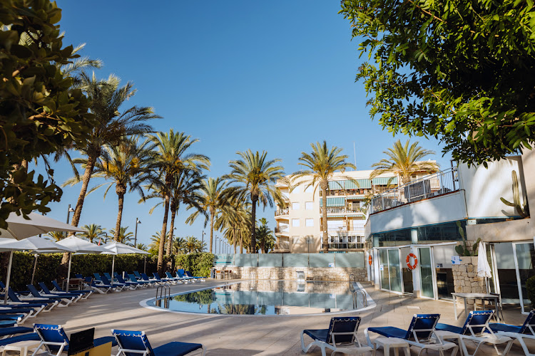 Senator Águilas Hotel