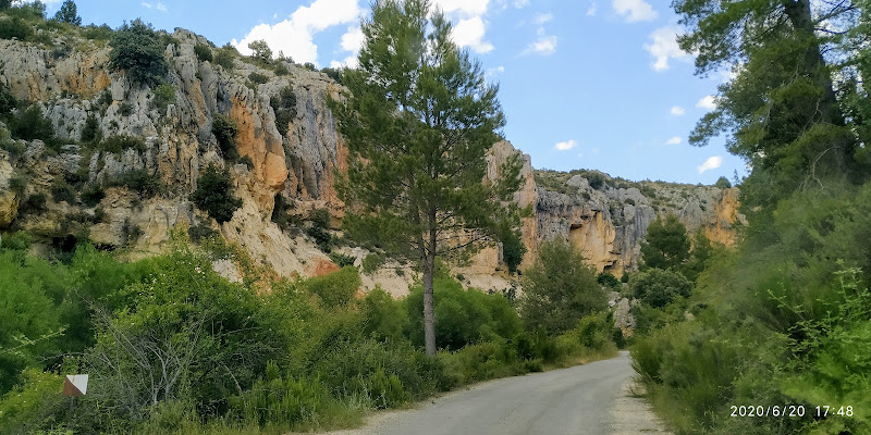 Fuente de los Almeces Área Recreativa