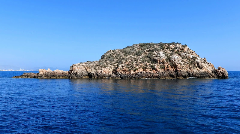 Isla Cueva de los Lobos