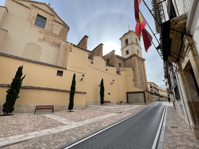 Plaza Hermandad de La Curia