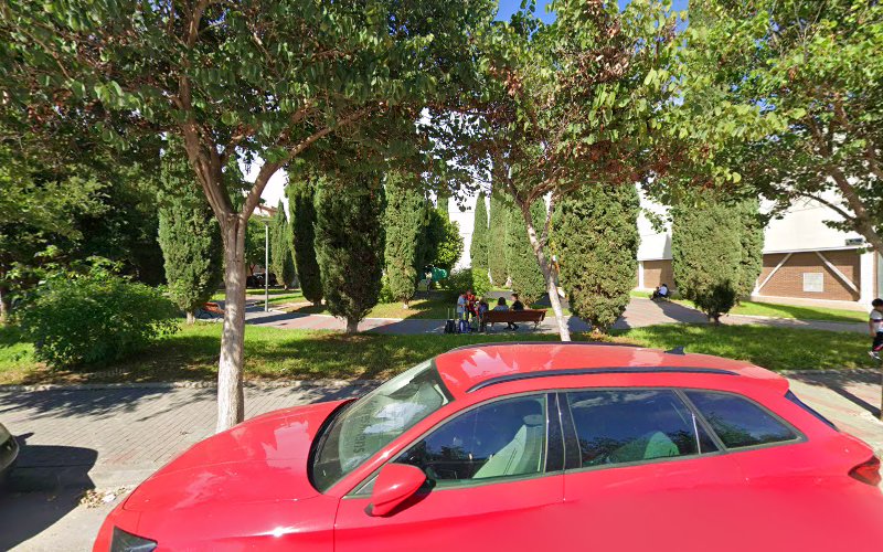 Plaza Maestra Encarna Martínez Barberan