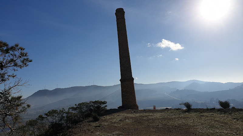 Antigua chimenea de fundición Cabezo rajao