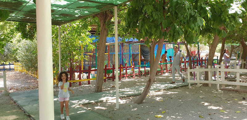 Parque Infantil Planeta Balu