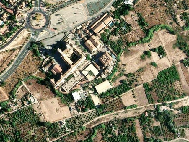 Plaza del Catedrático J.A. Perona