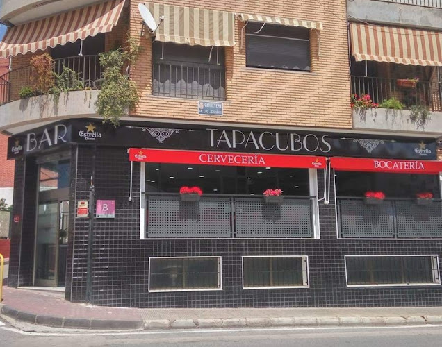 Bar Tapacubos