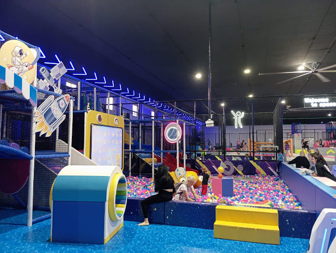 X jump Cartagena l Parque Infantil l Camas elásticas l Cumpleaños infantiles