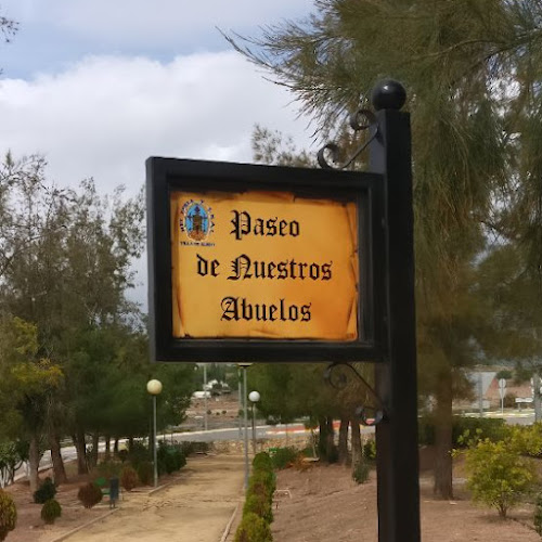 Paseo de Nuestros Abuelos